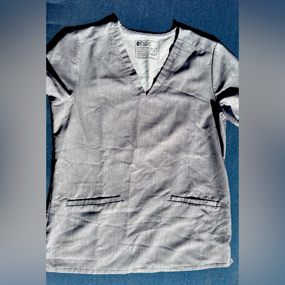 Figs Graphite Gray Basic Scrub Top